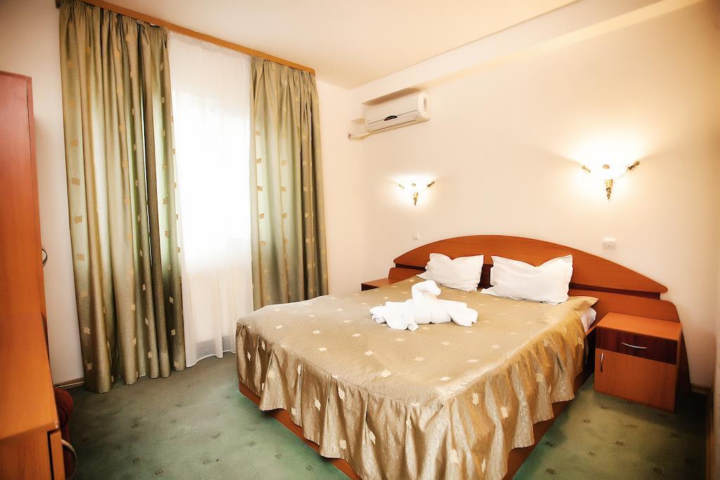 Casa Vanatoreasca Mogosoaia Ruang foto