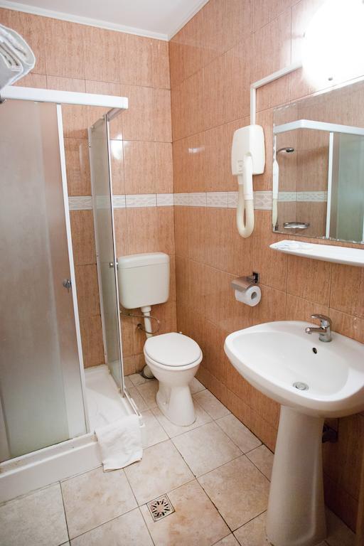Casa Vanatoreasca Mogosoaia Ruang foto